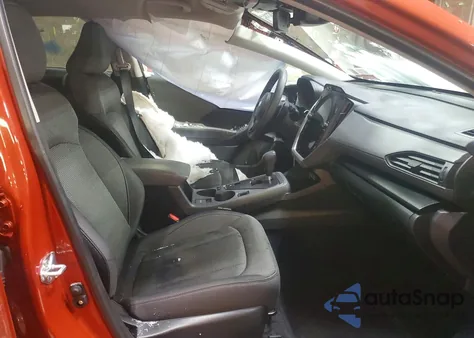 2024 Subaru Crosstrek Premium z USA, uszkodzony, nr VIN JF2GUADC0RH870148